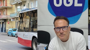 Passeggero aggredisce verbalmente verificatrice su mezzo di Busitalia a Salerno: i sindacati chiedono misure urgenti