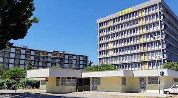 Pronto soccorso di Battipaglia, arrestato un cittadino straniero per danneggiamento e aggressione