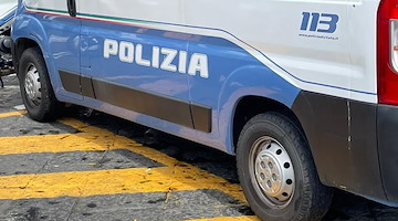 Salerno, espulso cittadino extracomunitario per furto e rapina