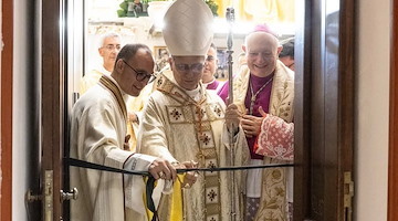 Salerno, Mons. Andrea Bellandi commenta l'elezione di Papa Leone XIV: "Un segno di unità e speranza per la Chiesa"