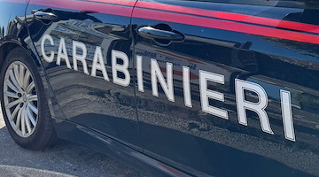 Sarno, maltratta e rapina la madre: 30enne sotto misura cautelare con braccialetto elettronico