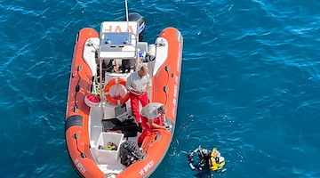 Tragedia in mare a Capaccio: uomo muore dopo un tuffo, recuperata la salma dai Vigili del Fuoco
