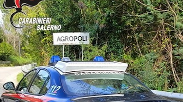 Truffe e riciclaggio lungo la costa cilentana: quattro indagati, due ai domiciliari