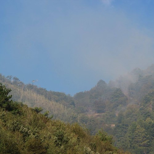 51 milioni e mezzo per il contrasto agli incendi boschivi, in Campania approvato il Piano regionale