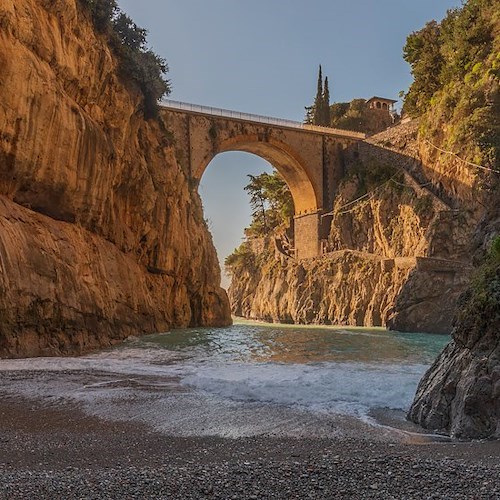 A Salerno la mostra del fotoreporter Alessandro Memoli, in esposizione anche le bellezze della Costa d'Amalfi