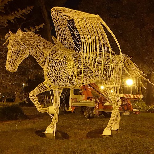A Salerno quasi completata l'installazione delle "Luci d'Artista": 2 dicembre l'accensione