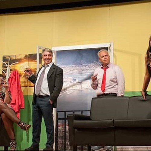 Al Teatro Arbostella risate a crepapelle con “Separati ma non troppo” di Caiazzo e Procopio 