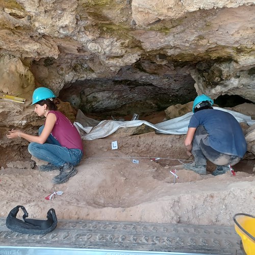 Camerota, dopo oltre 50 anni riprendono gli scavi alla Grotta del Poggio 