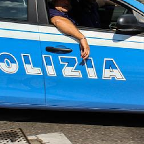 Choc sull'A2, poliziotto si toglie la vita con la pistola d'ordinanza