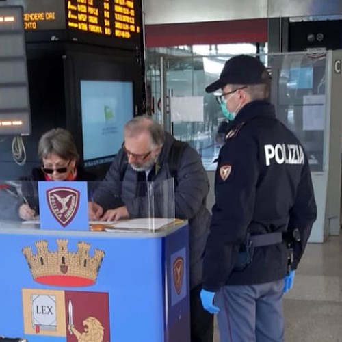 Cinque fermati con febbre alla Stazione di Napoli, provenivano dal Nord Italia