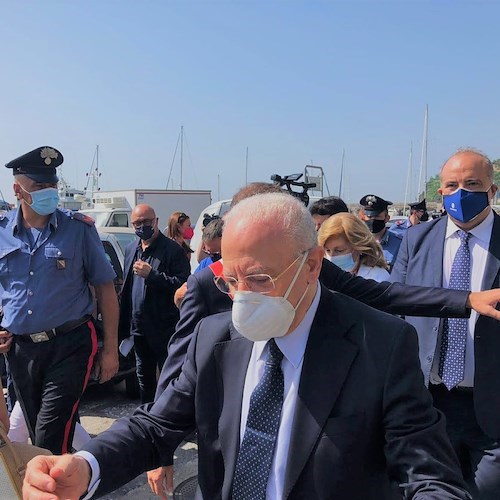 Covid-19, aumenta Rt nazionale ma cala tasso occupazione terapia intensiva. Campania rischio “moderato”