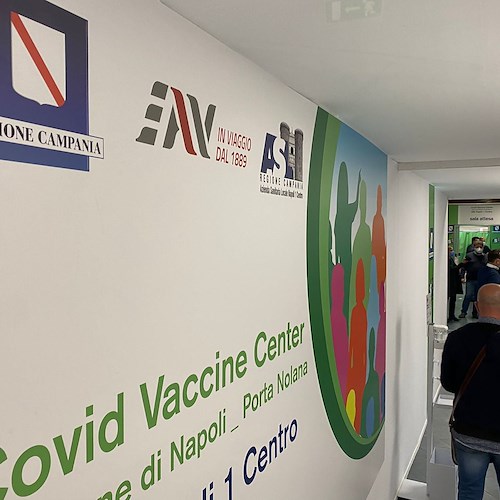 Covid-19, in Campania al via vaccinazioni per il comparto del trasporto pubblico