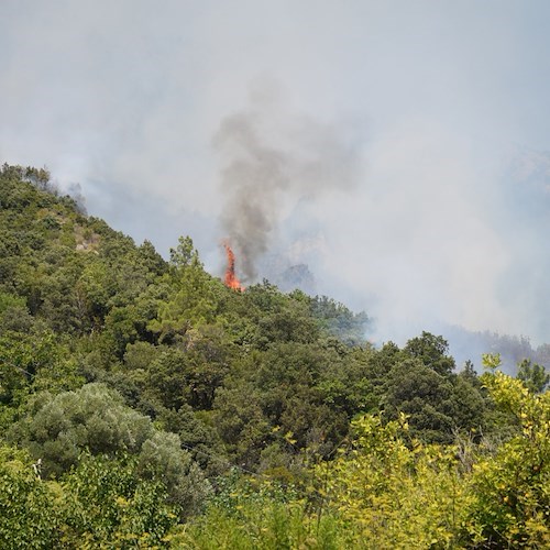 Evade dai domiciliari a Vietri sul Mare, riacciuffato piromane