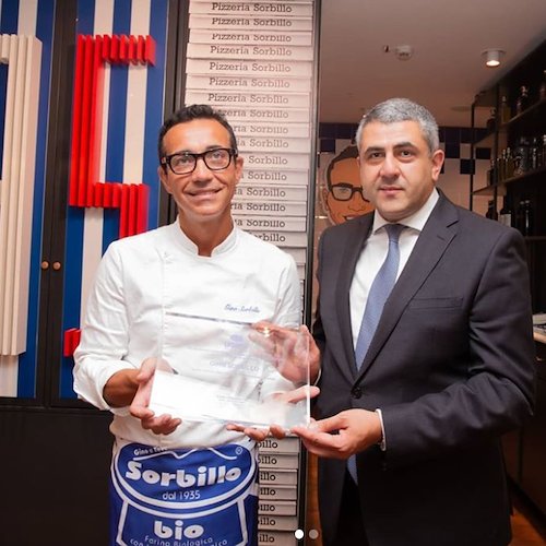 Gino Sorbillo, il re della pizza premiato come Ambasciatore del turismo gastronomico mondiale