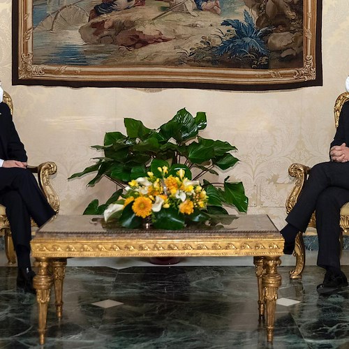 Governo, Sergio Mattarella dà mandato esplorativo a Roberto Fico come nel 2018. Riferirà martedì