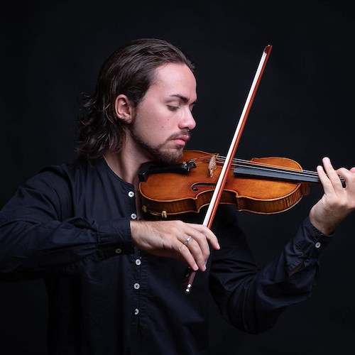 Il Premio Paganini torna in Italia dopo due decenni: a vincerlo il violinista Giuseppe Gibboni