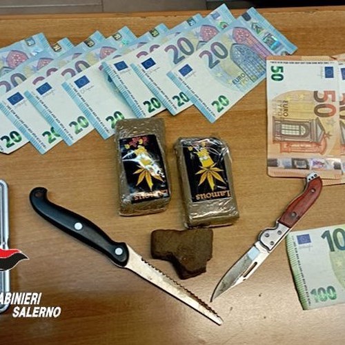 In giro con hashish e 500 euro in contanti, arrestato per spaccio ad Eboli 