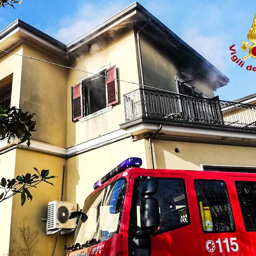 Incendio nell'Avellinese: salvata famiglia, c’era anche anziana con problemi di deambulazione