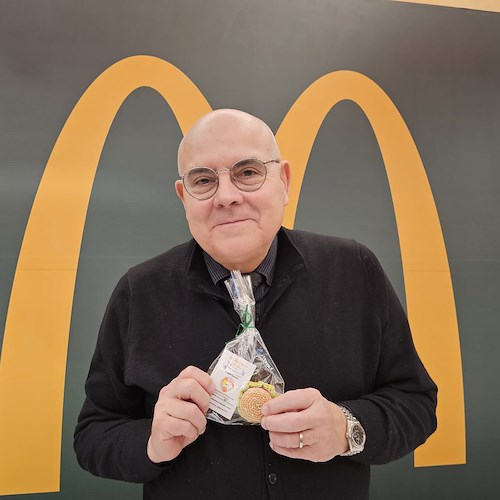 McDonald’s e Fondazione Ronald McDonald donano 350 pasti caldi a settimana a Potenza e Salerno<br />&copy;