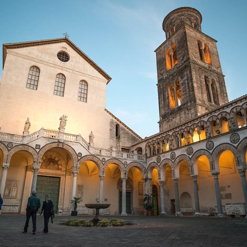 Nel Duomo di Salerno una messa per i medici caduti per il Covid-19