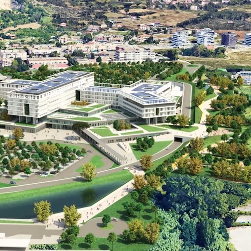 Nuovo "Ruggi" di Salerno, De Luca: «Faremo il nuovo bando di gara con l'Anac»