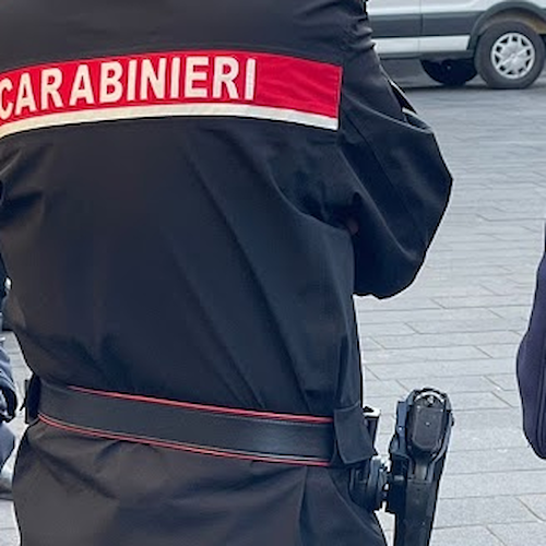 Picchia compagna davanti al figlio di 3 anni, arrestato 36enne nel giorno della festa della donna 