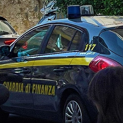 Riciclaggio e trasferimenti fraudolenti: 7 indagati a Salerno