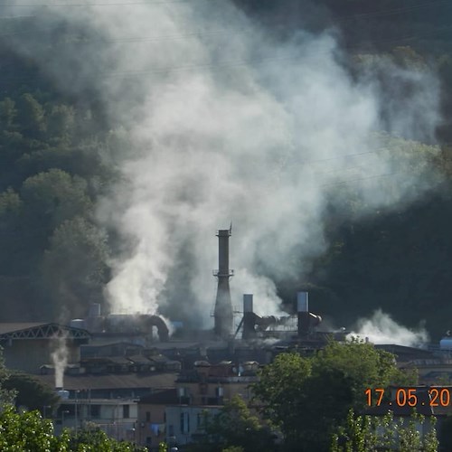 Salerno, De Luca vuole chiusura Fonderie Pisano: «Inquinano e non fanno nulla per evitarlo»