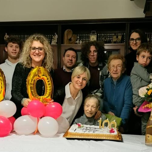 Salerno in festa per i 100 anni di nonna Rosaria