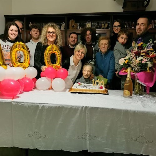 Salerno in festa per i 100 anni di nonna Rosaria