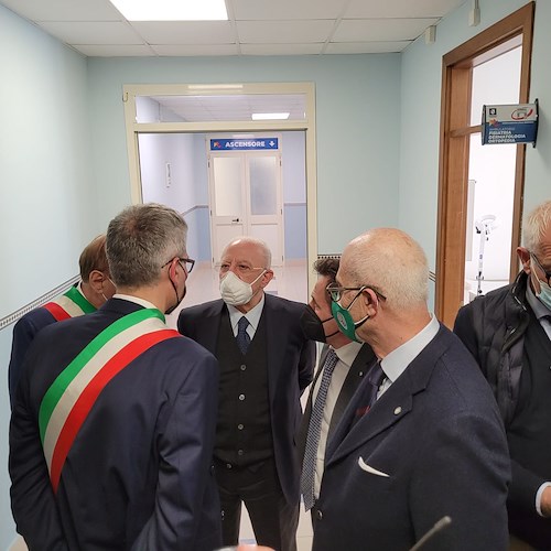 Sanità, inaugurato il primo ospedale e casa di comunità della Campania 