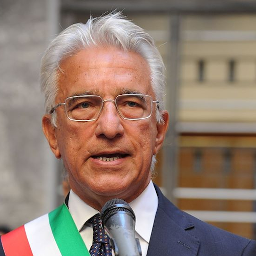Sindaci più amati d'Italia: Vincenzo Napoli si classifica 15esimo, primo in Campania