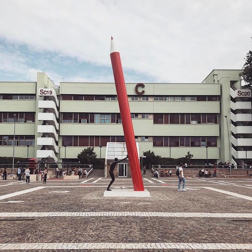 Tragedia all'Università di Salerno, ragazza precipita dal parcheggio multi piano