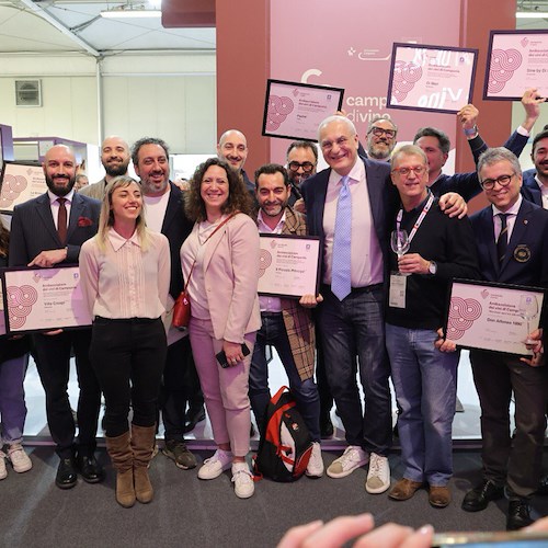 Vinitaly, premiati 19 ristoranti italiani con il riconoscimento "Ambasciatori dei Vini della Campania"