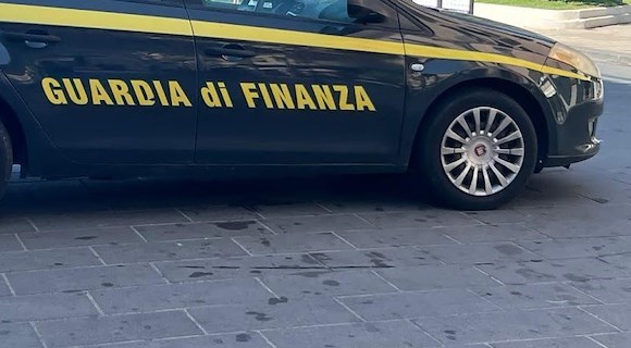 Confisca da 1,5 milioni a imprenditore di Salerno: separazione fittizia con la moglie per evitare il sequestro dei beni