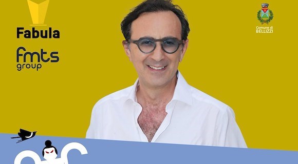 Giovanni Esposito apre Fabula 2025: l'attore partenopeo inaugura il Premio il 5 luglio