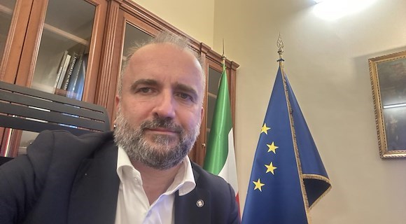 Viabilità, Iannone (FdI): “Dal 6 giugno sospensione lavori SS18 per andare incontro a esigenze del territorio” 